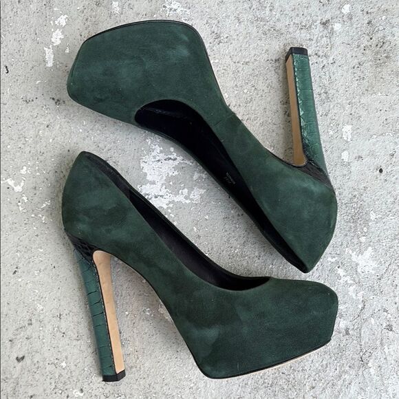 Brian Atwood Suede platform heels - Picture 1 of 9